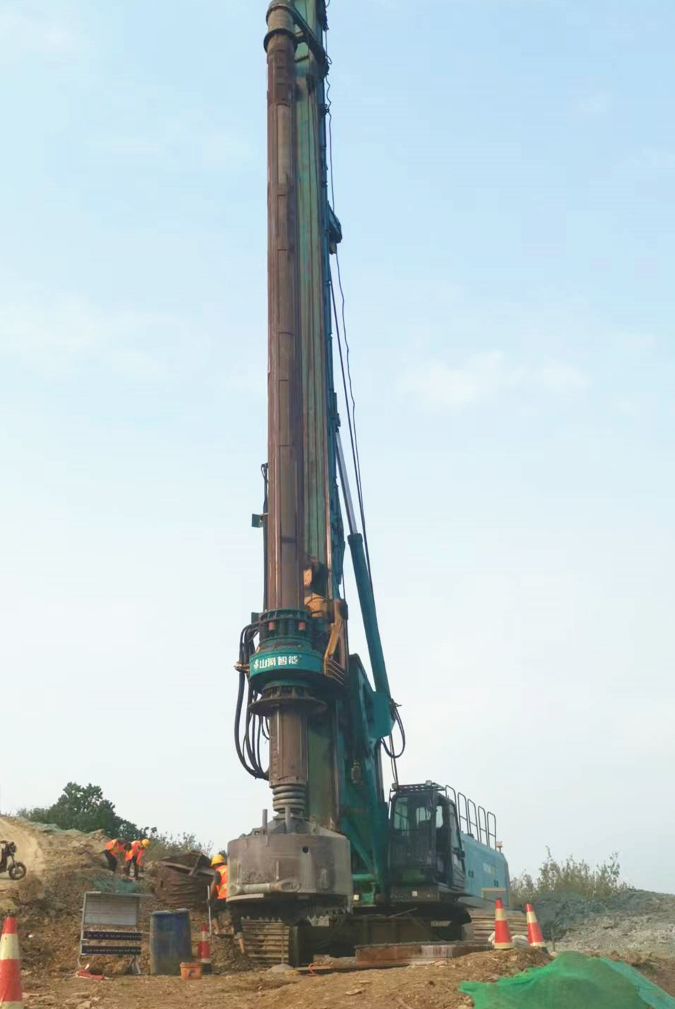 翟家莊大橋順利開(kāi)鉆