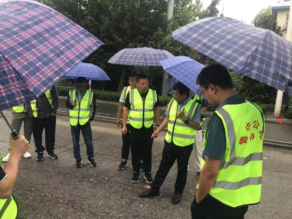 挖潛增效保進度，客觀實際定目標——項目策劃專家組對高淄路中修項目實地調研