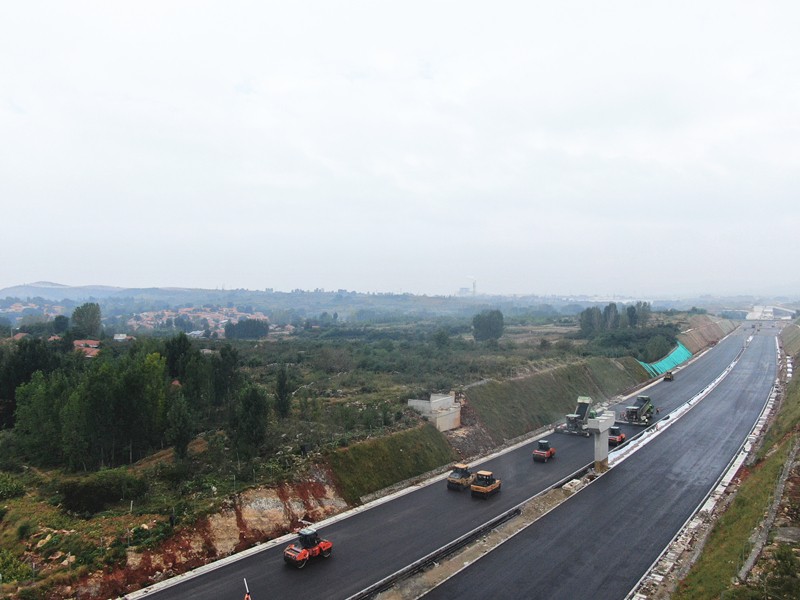 5、施工起點至Y021分離立交處油層施工_副本