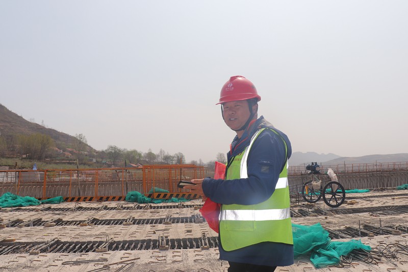 臨臨高速一線(xiàn)直擊：人人爭(zhēng)做自動(dòng)工作的踐行者