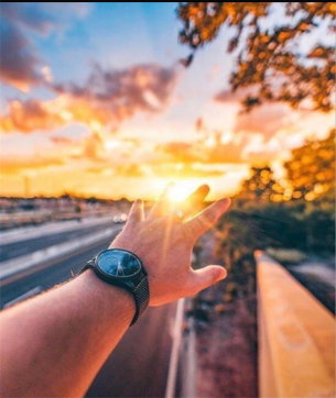 堅守初心，奮勇前進