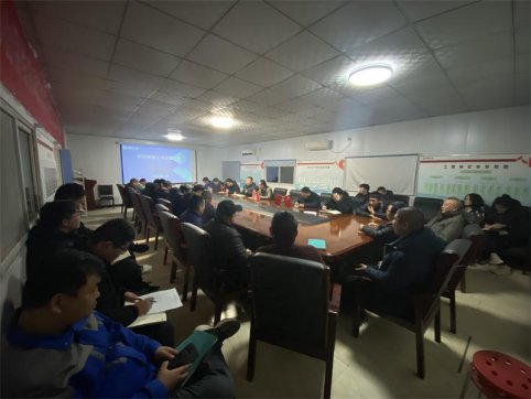 安全第一 生命至上——郯城G205項(xiàng)目組織開(kāi)展安全第一課