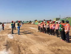 基礎工程分公司天津路項目部召開灰土施工技術、安全現場交底會