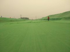 路面分公司推進(jìn)揚塵治理工作，保障工程綠色施工