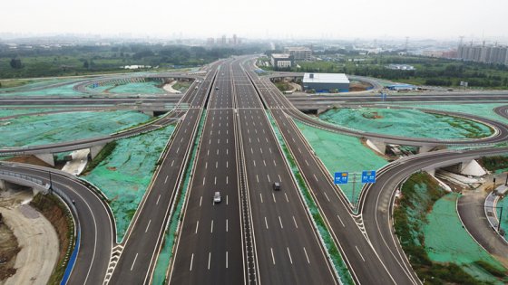 雙魯立交主路、輔路、匝道全面通車