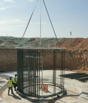 【抓作風(fēng) 創(chuàng)效益】第四工程公司寧夏風(fēng)電項目第一臺風(fēng)機基礎(chǔ)澆筑完成